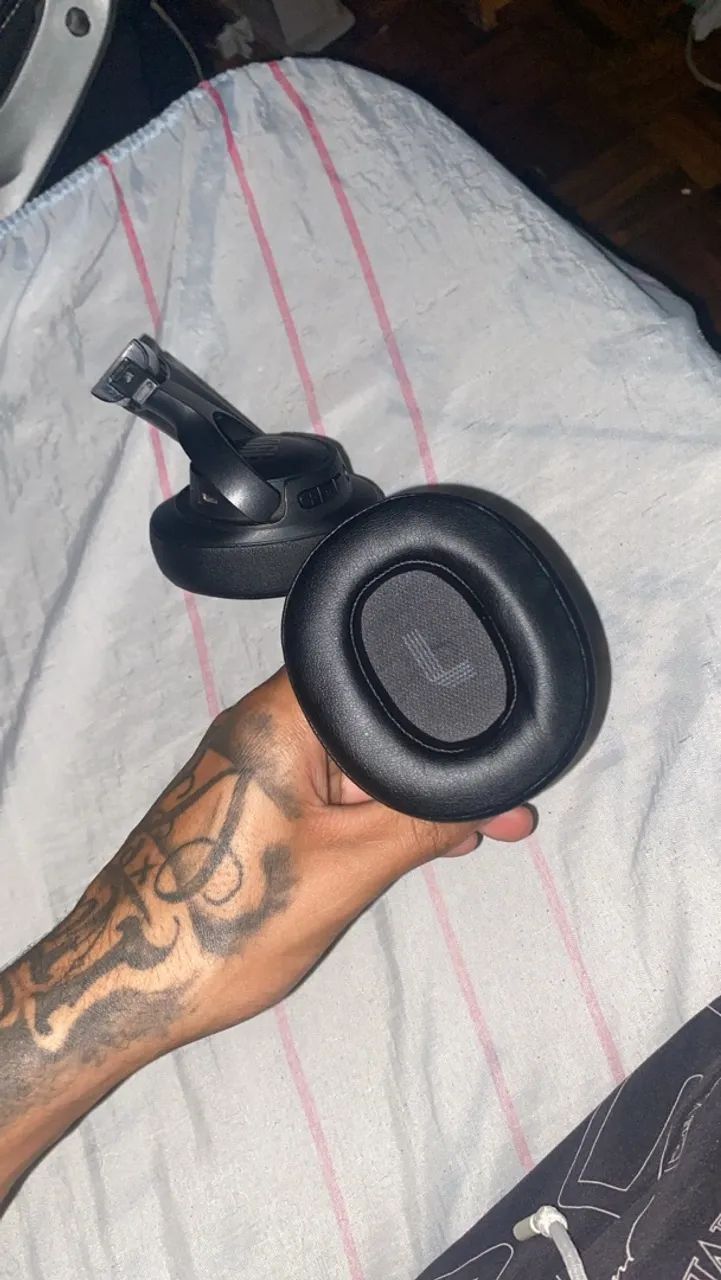 Fone jbl 720 original com caixa - Foto 4