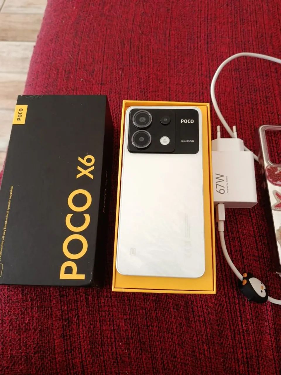 Celular POCO X6 branco, 8 RAM e 250 Gb de memória  - Foto 3