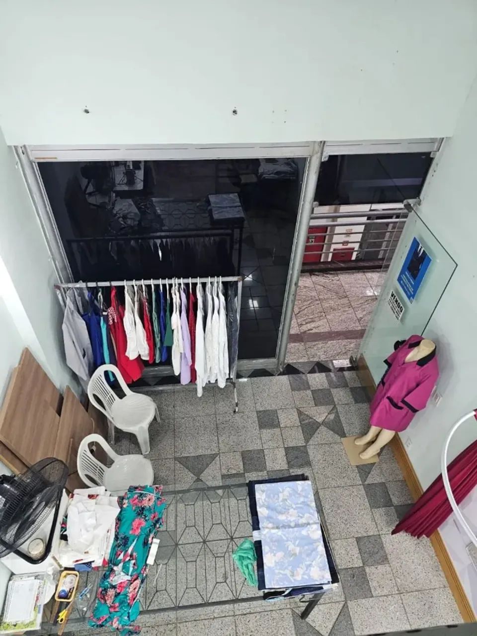Loja com mezanino em Centro Comercial na Glória - Foto 2