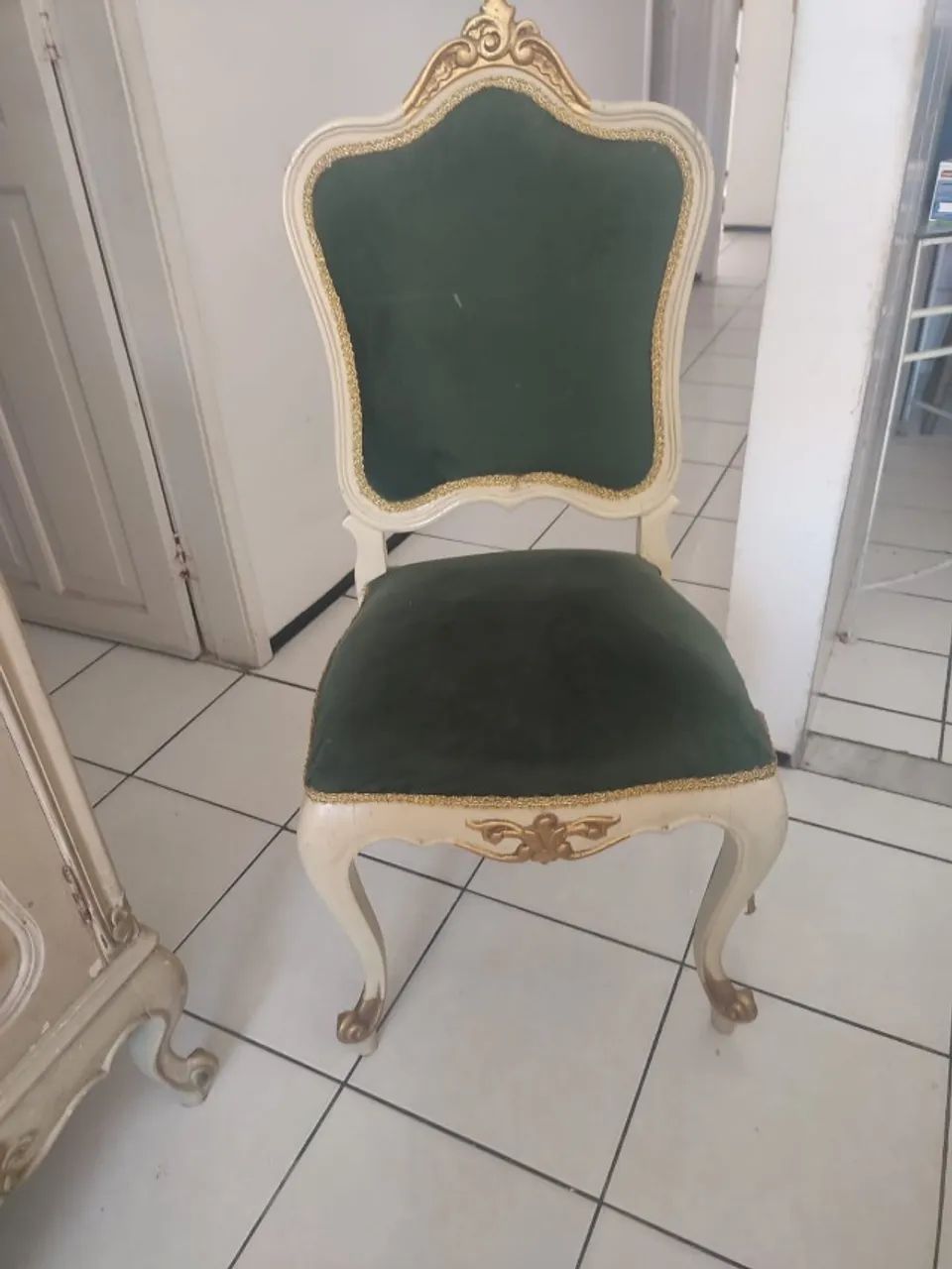 Mesa Luís XV + 6 Cadeiras Vintage Douradas - Conjunto Completo - Foto 5