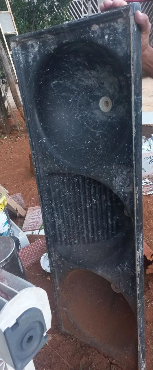 DESAPEGANDO TANQUE COM TRÊS BACIAS EM ÓTIMO ESTADO  - Foto 4