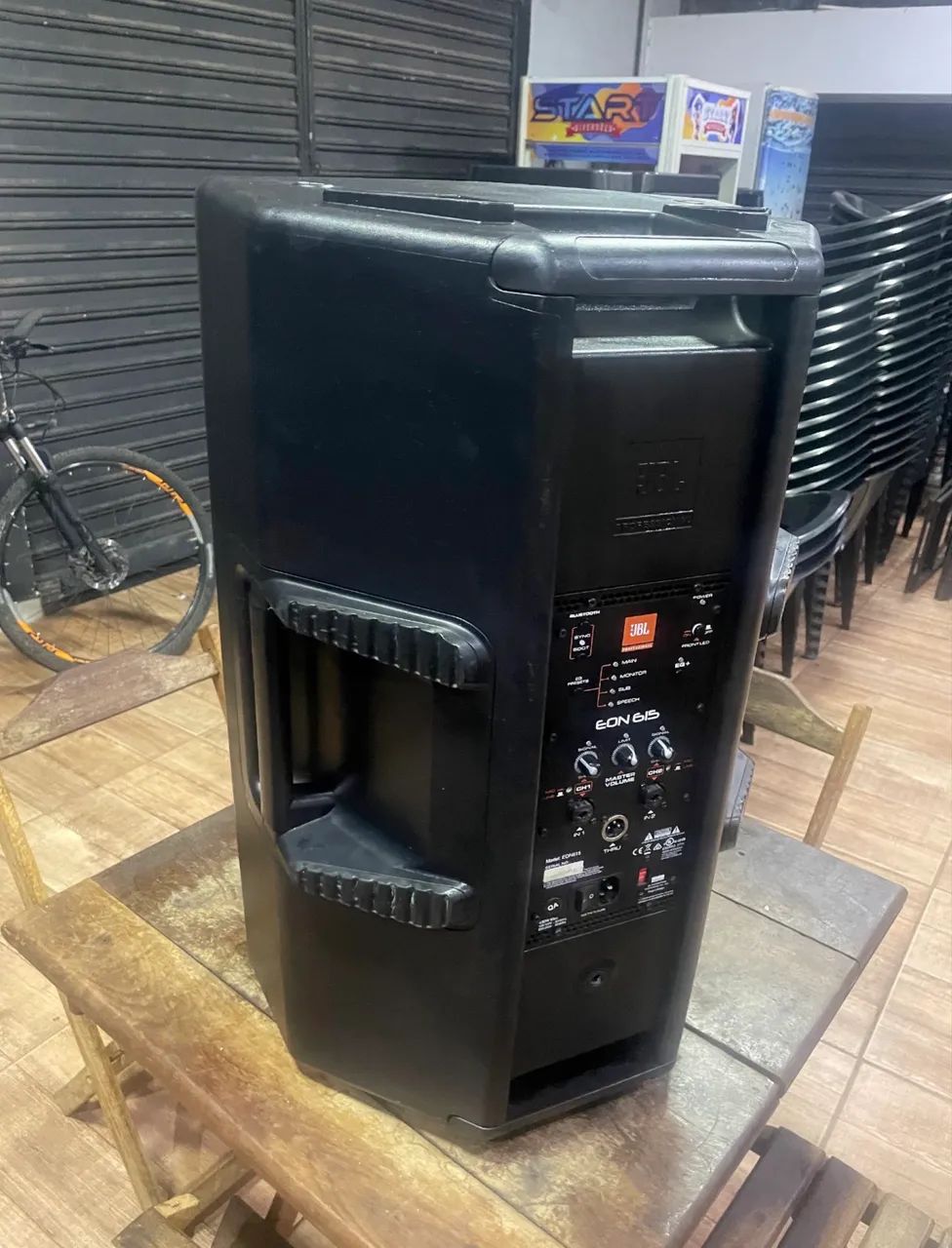 CAIXA ATIVA JBL EON 615  - Foto 2