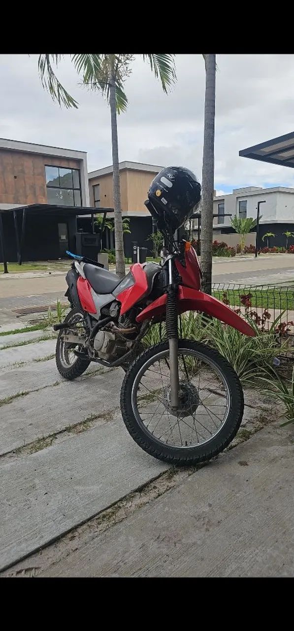 Motocicleta  bros  150 cilindrada 