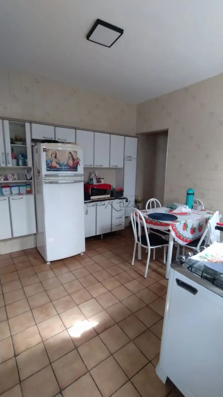 Oportunidade - Casa com Edícula - Vila Tesouro - 3 Dormitórios - 130m². - Foto 4