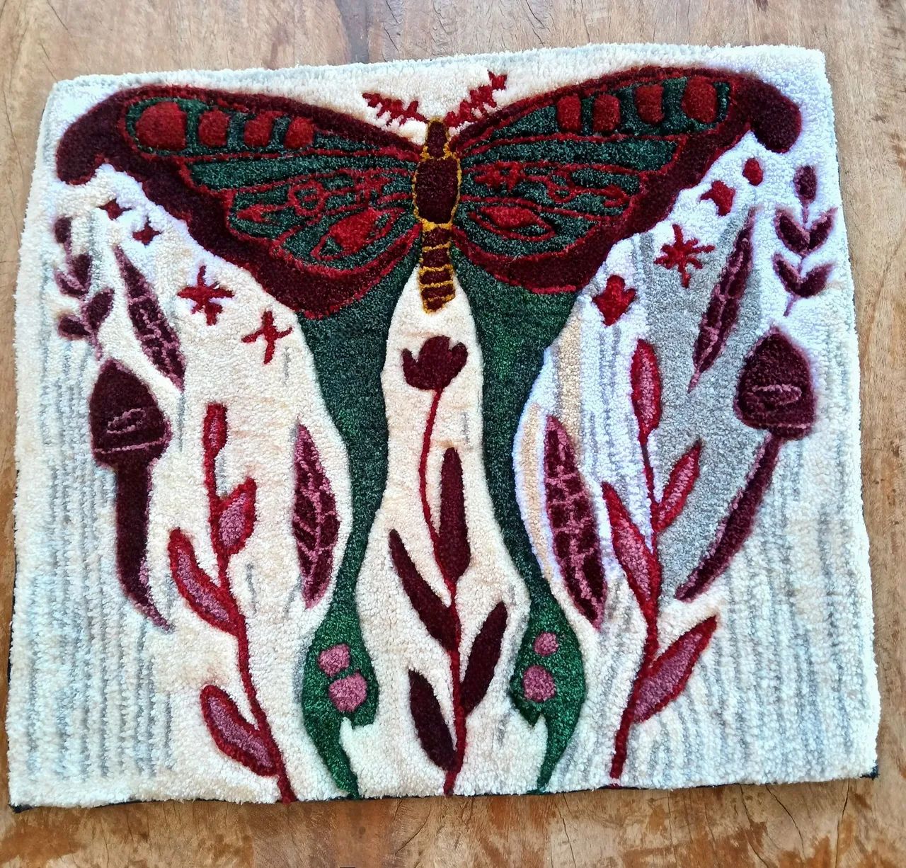 Tapete Mariposa Tufting 