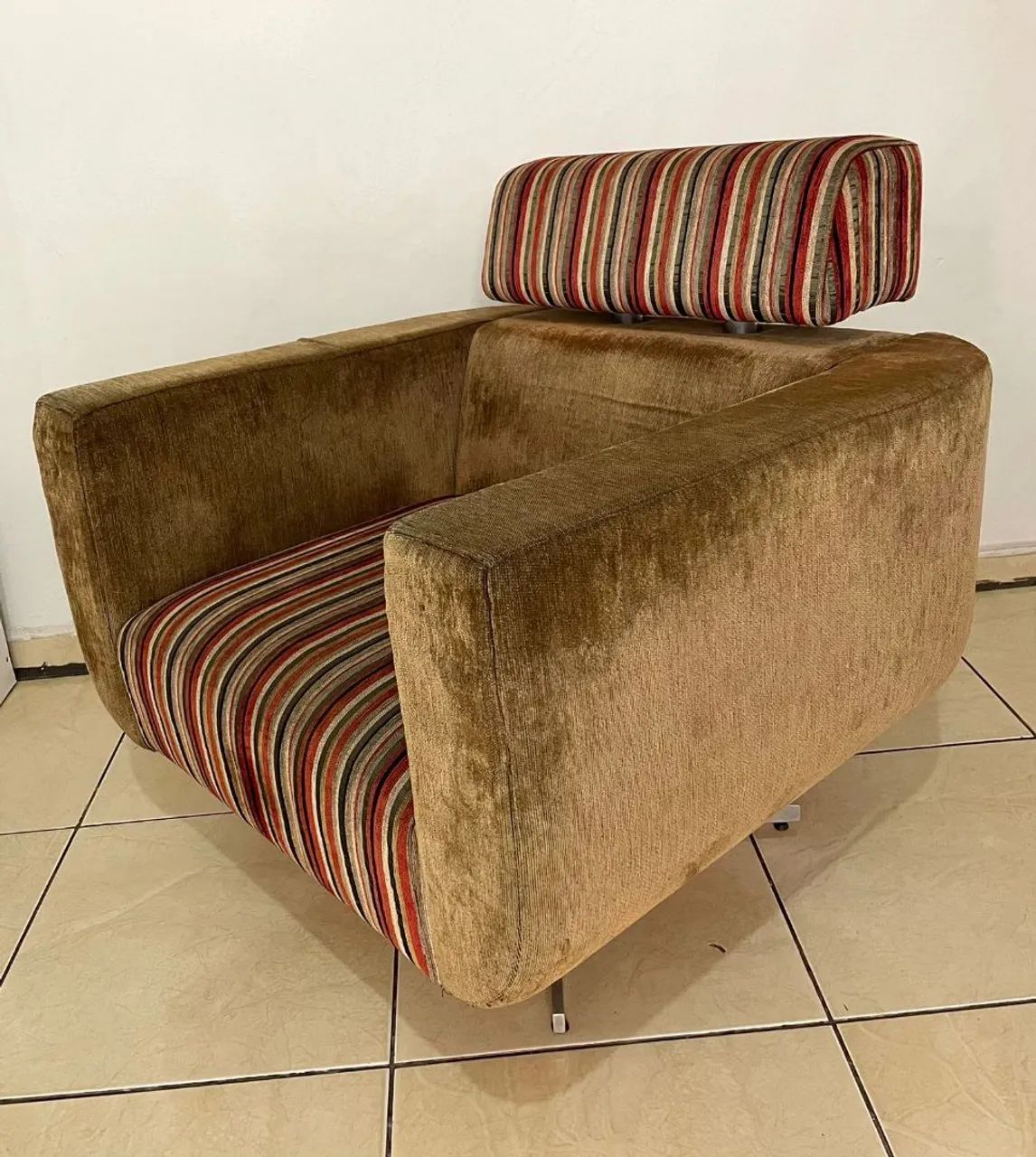 Poltrona giratória  - Foto 4