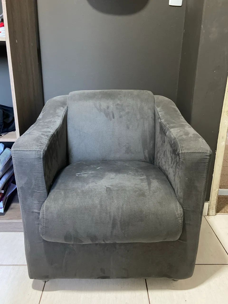 Poltrona cinza