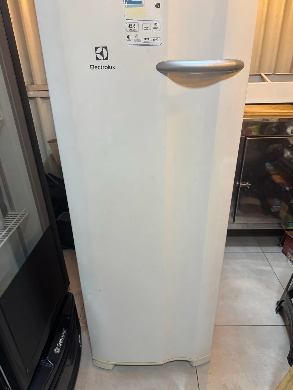 Freezer vertical Electrolux  - Foto 4