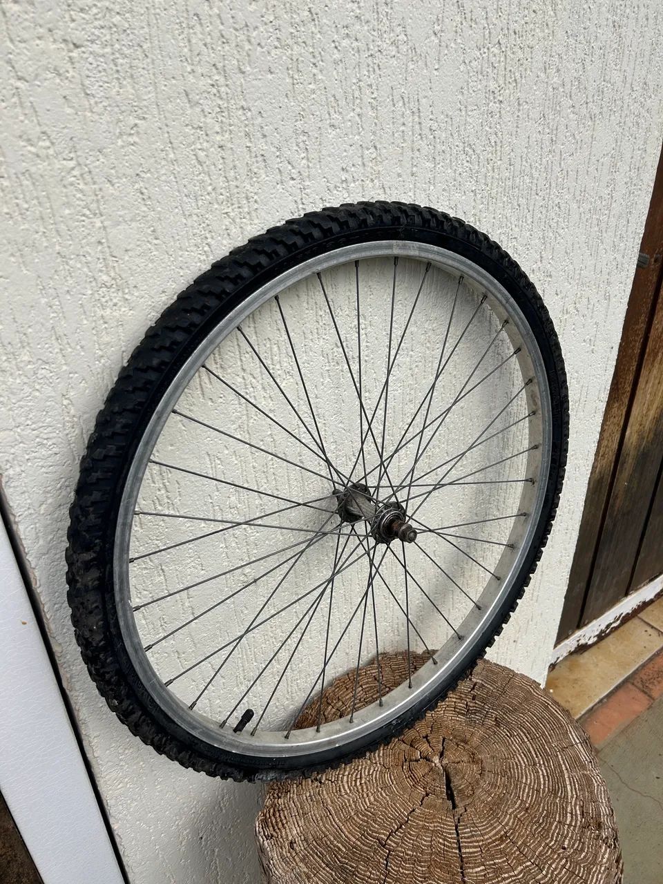 Pneu & Roda Aro 24  - Foto 3