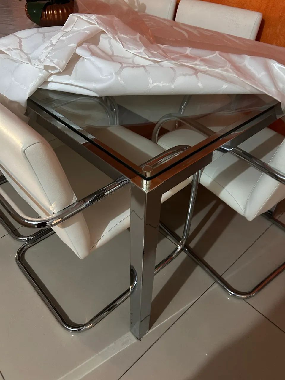 Mesa tampo de vidro 8 lugares  - Foto 4