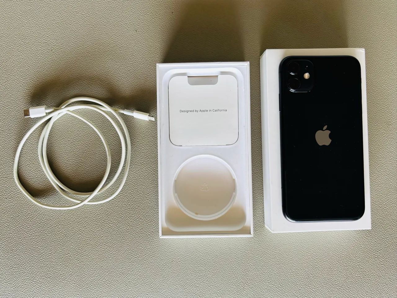 iPhone 11 Preto 128GB - Excelente Estado - Completo - Celulares e