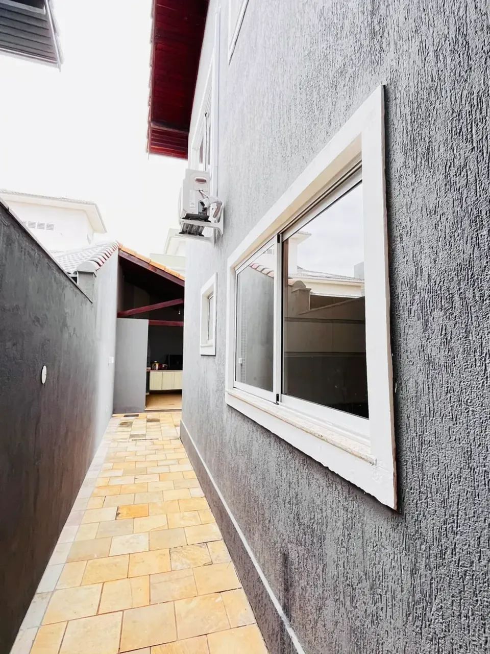 Vale dos Cristais. Ótima casa com 4 quartos(sendo 2 suítes), doc ok. - Foto 2