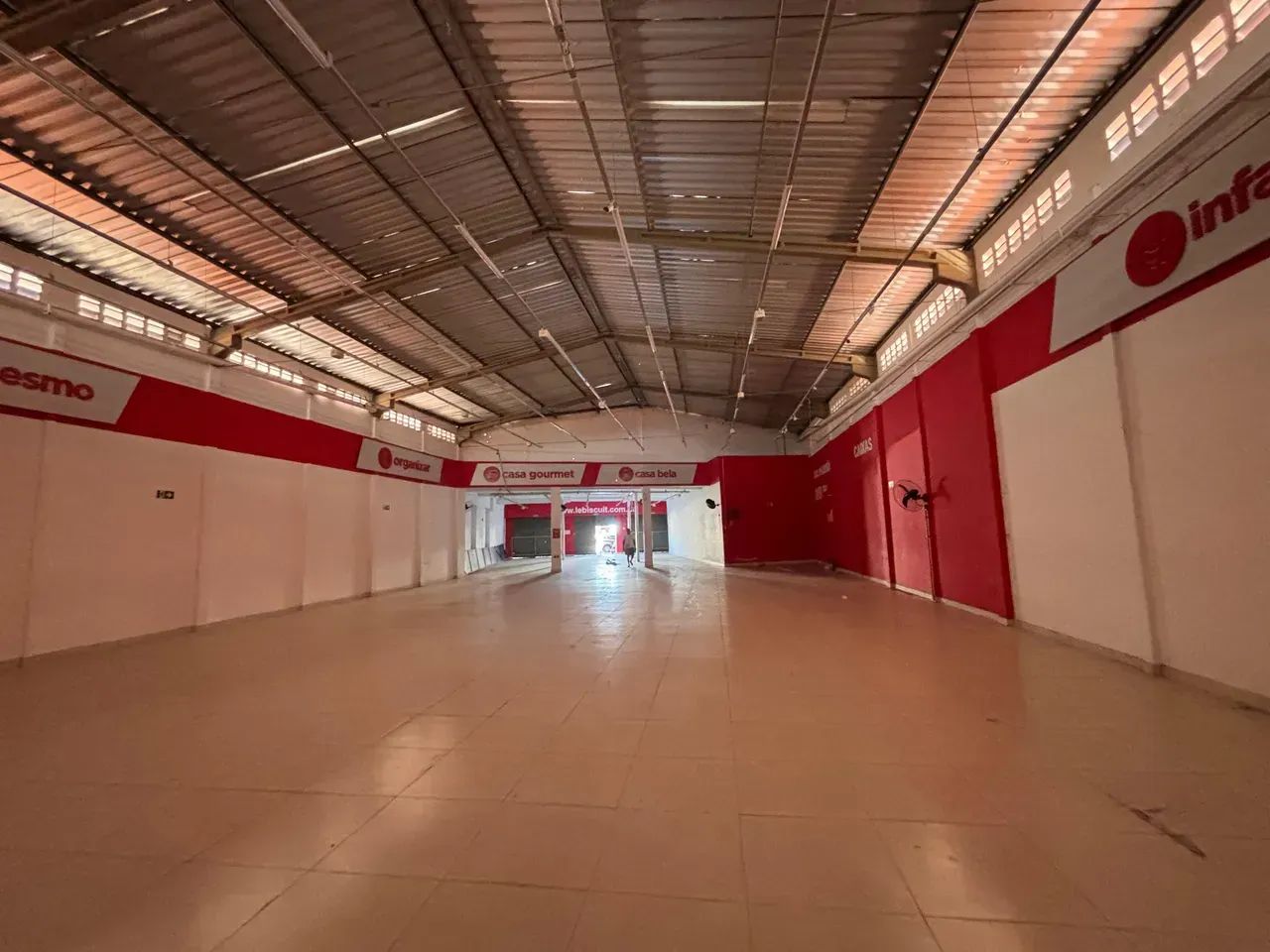 PONTO COMERCIAL COM OTIMA LOCALIZAÇÃO - Foto 5