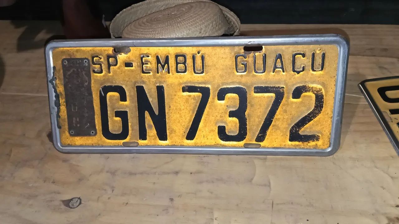 2 Placas antigas 60/70  frontal e traseira com plaqueta com ano e homologação  - Foto 2