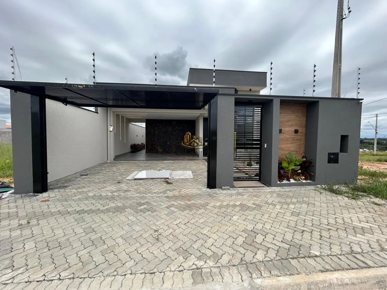 CASA TÉRREA, RECÉM CONSTRUIDA EM CAMPINAS