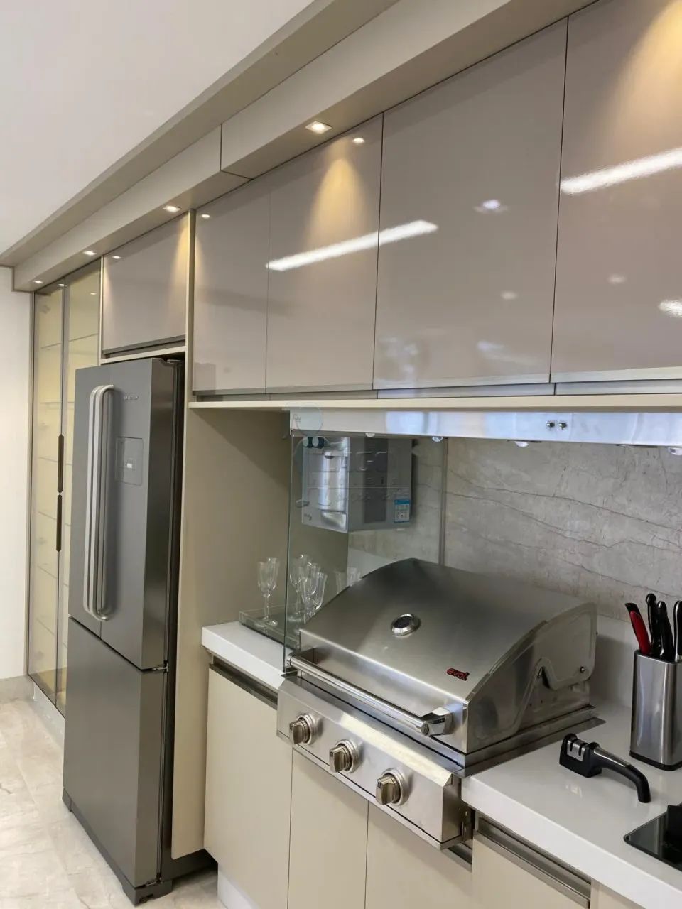 Casa sobrado de 360m² com 03 suítes para venda - Mococa - Foto 3