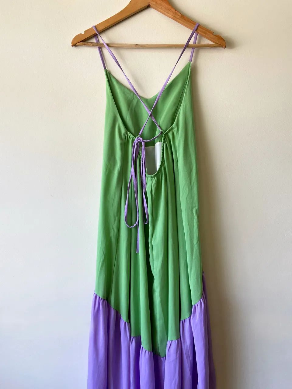 Vestido bicolor amarração nas costas  - Foto 3