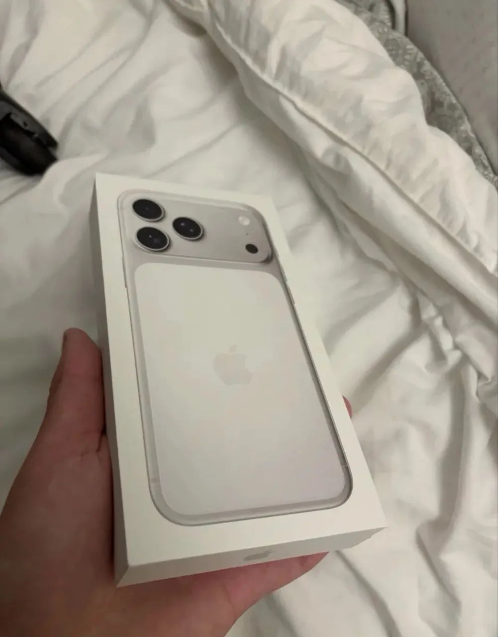 iPhone 17 pro max silver (Lacrado) - Foto 3