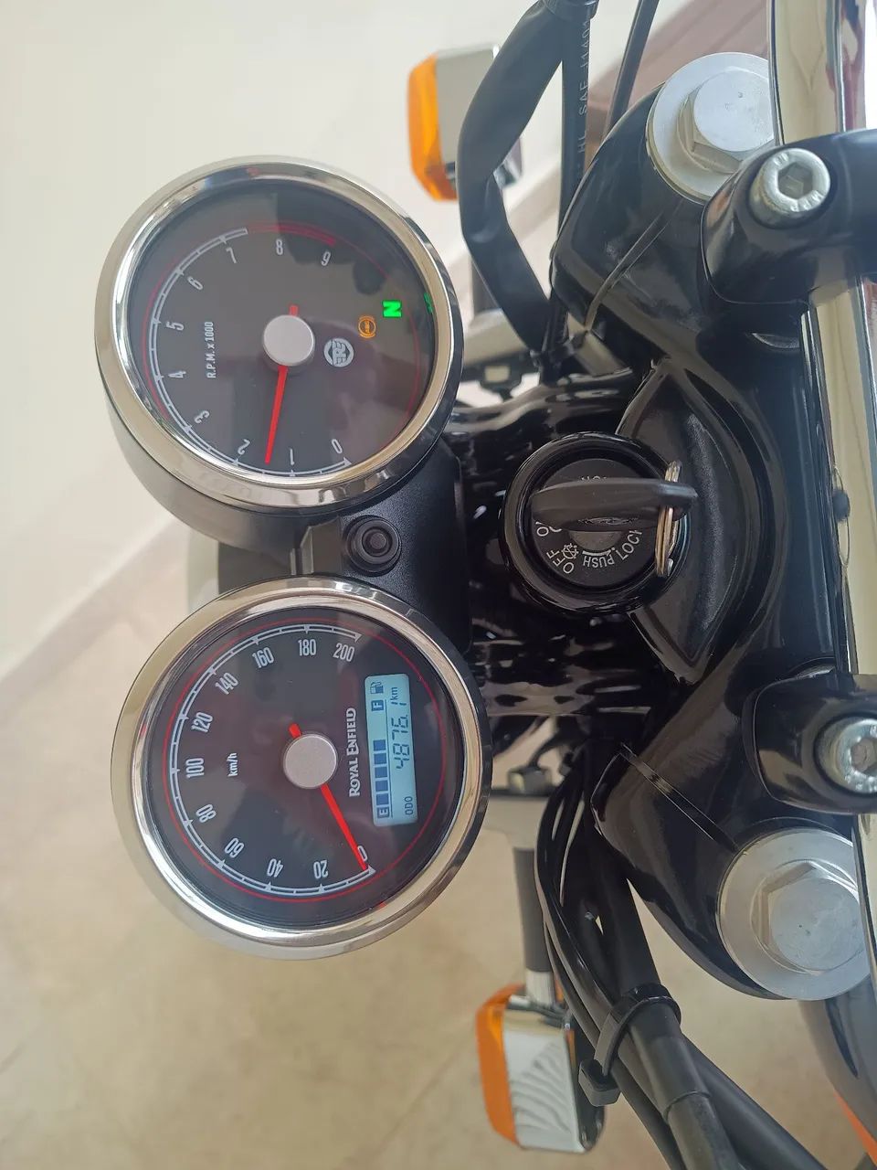 Interceptor 650 - Foto 2