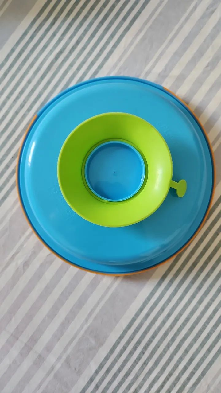 Prato infantil com ventosa - Divertido e prático! - Foto 3