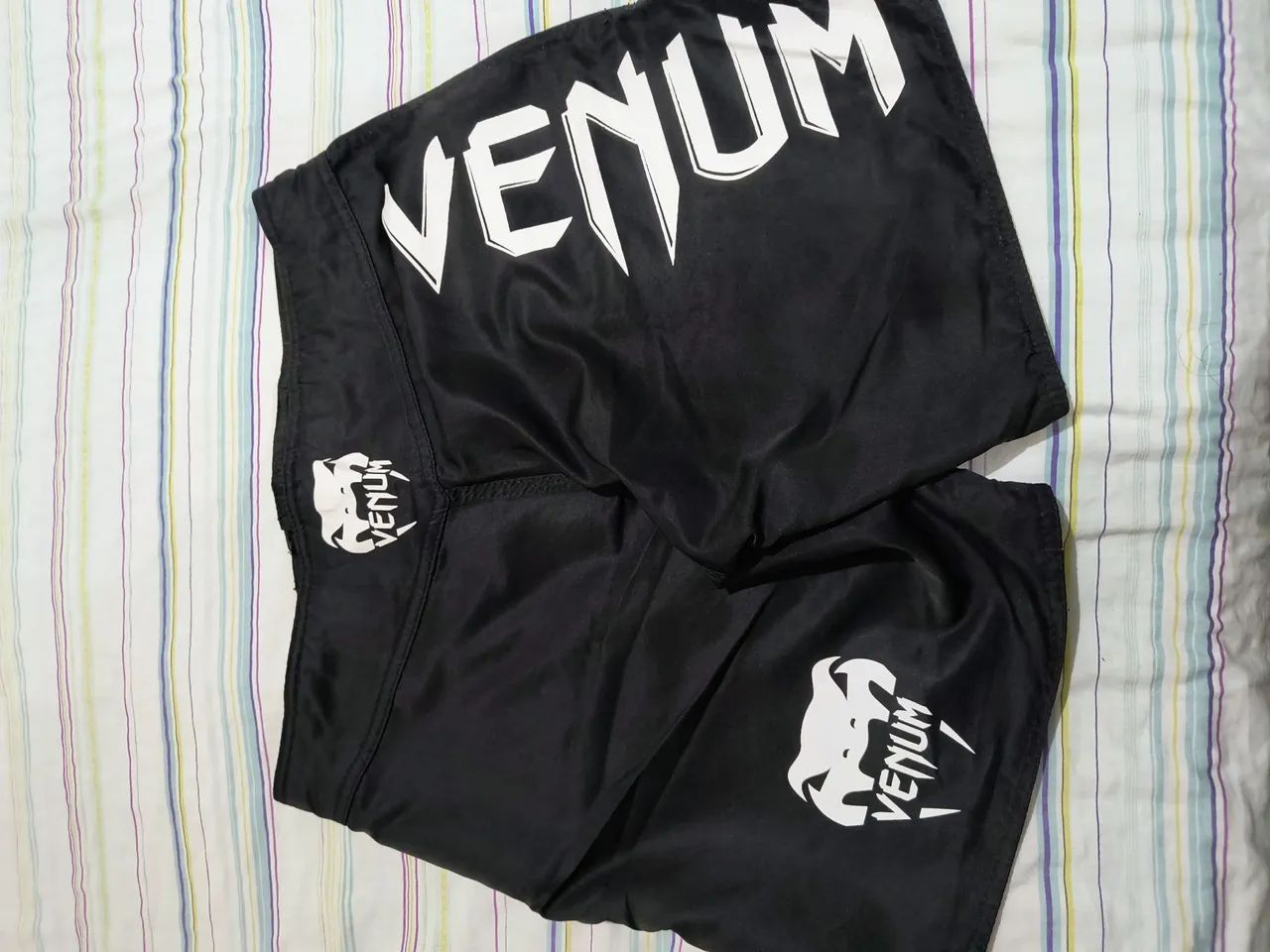 4 short/bermuda x R$180,00 - Foto 3