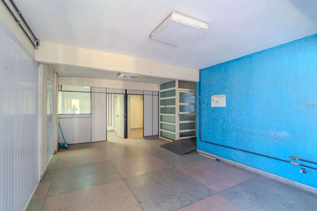 Prédio comercial na Rua Doutor Oscar Cunha Correia, 112  370 m² - Foto 2
