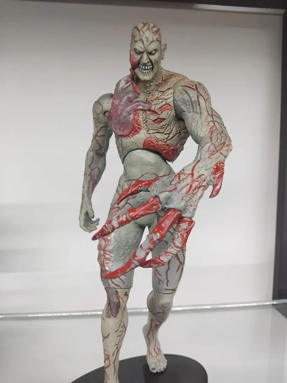 Tyrant Resident Evil Archives Neca - Foto 2