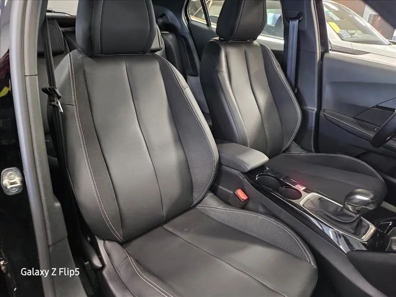 Peugeot 2008 Allure 1.0 Turbo Flex 5p Aut., foto 12 de 14