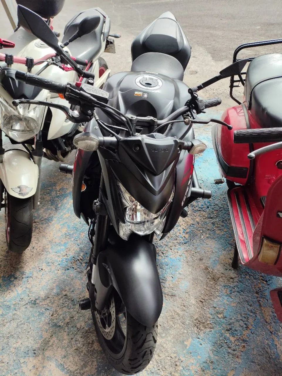 GSX-S1000 - Foto 2