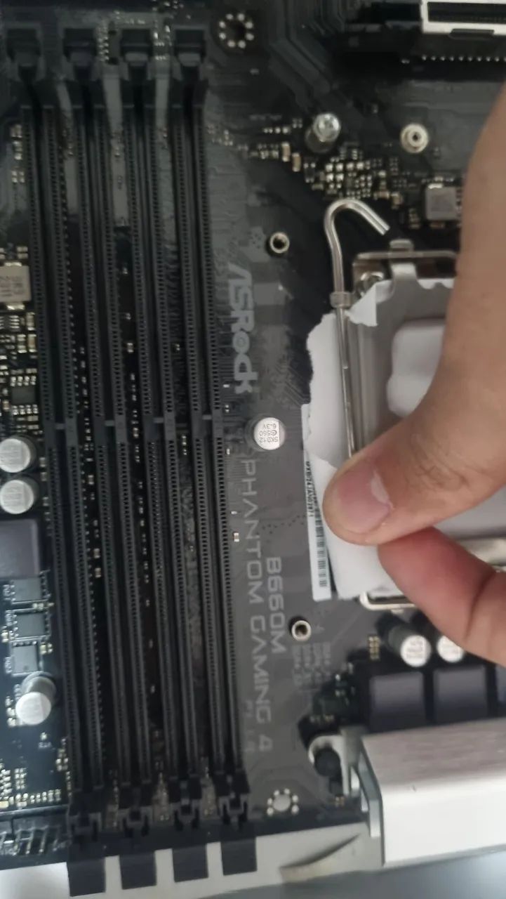 Placa mãe Asus B660M phanton gaming 4 - Foto 5
