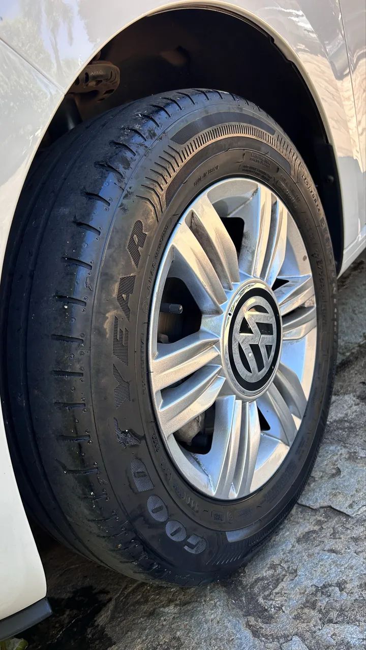 Volkswagen Up! 2019