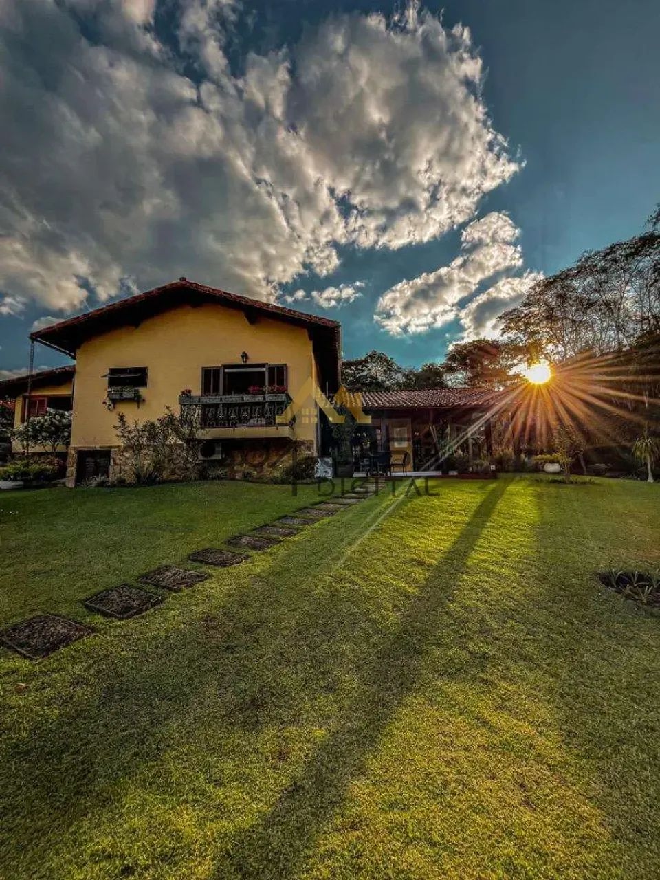 Itaipava | Casa 4 quartos, sendo 2 suites REF: IPCS2809