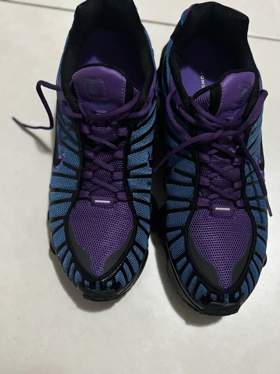 Tênis azul e roxo  - Foto 5