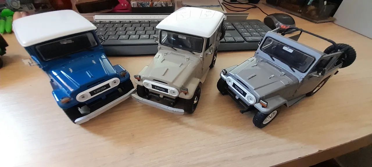 Miniatura Toyota Bandeirantes 