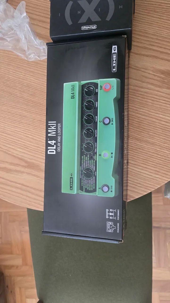LINE 6 DL4 MKII