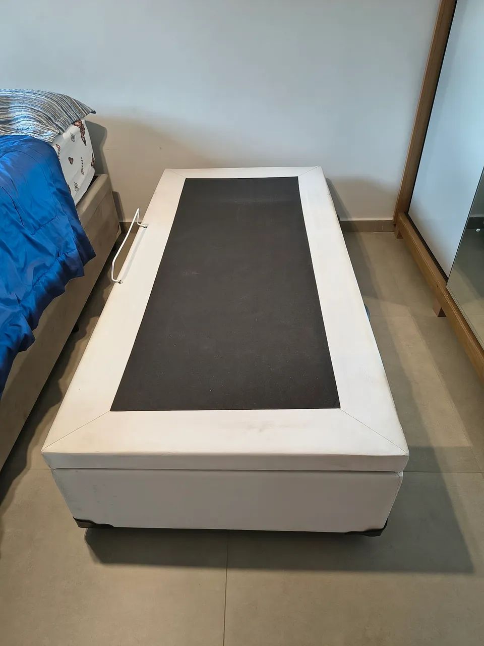 Cama box baú solteiro com colchão 