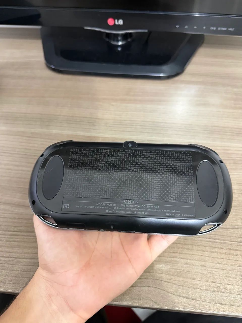 PS VITA OLED Desbloqueado com 64GB - Foto 4
