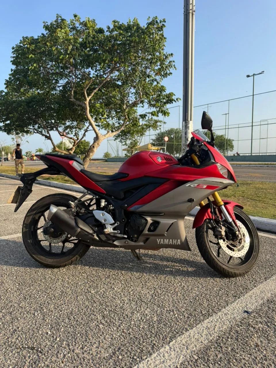 Yamaha R3  - Foto 4