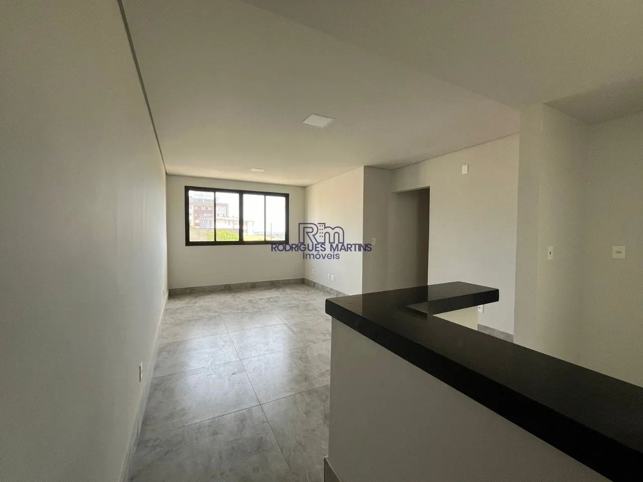 ALUGUEL APARTAMENTO NOVO 03 QUARTOS CAIÇARA