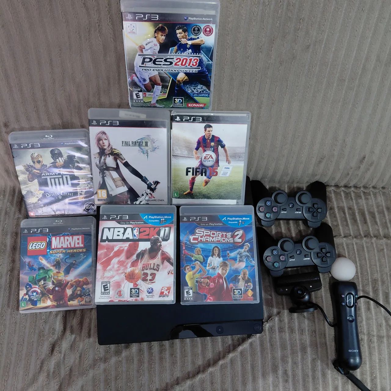 Playstation 3 com Kit PS Move + 7 jogos - Foto 3