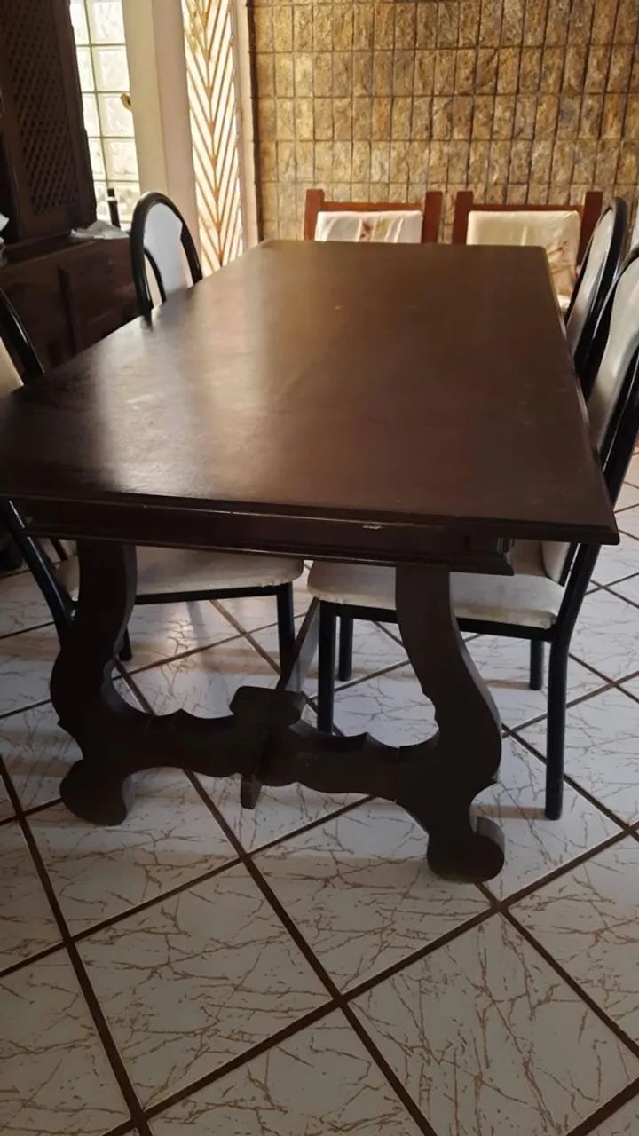 Mesa de jantar retangular