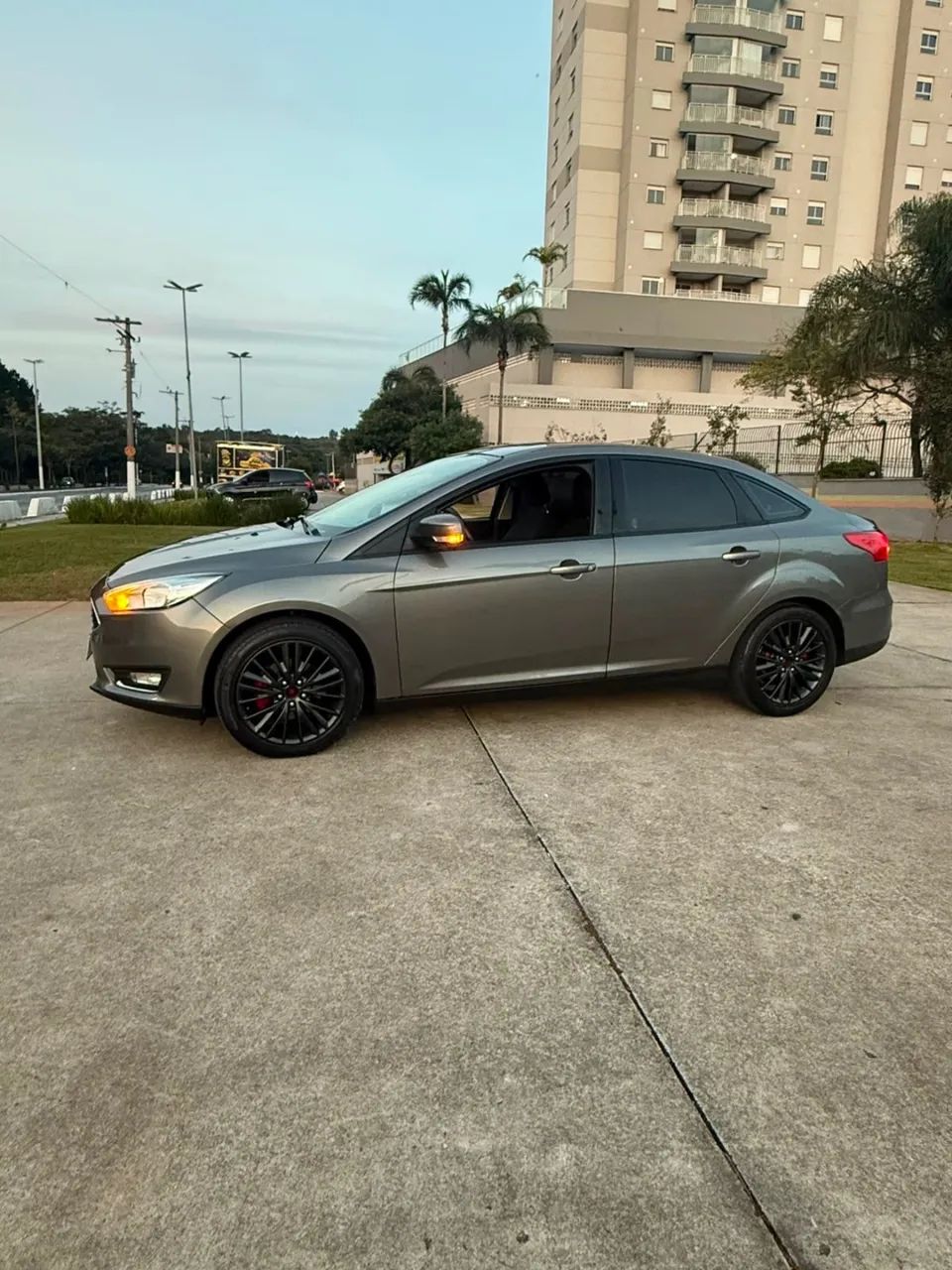 Ford Focus Fastback Se/se Plus 2.0 Flex Aut. 2017 - Foto 5