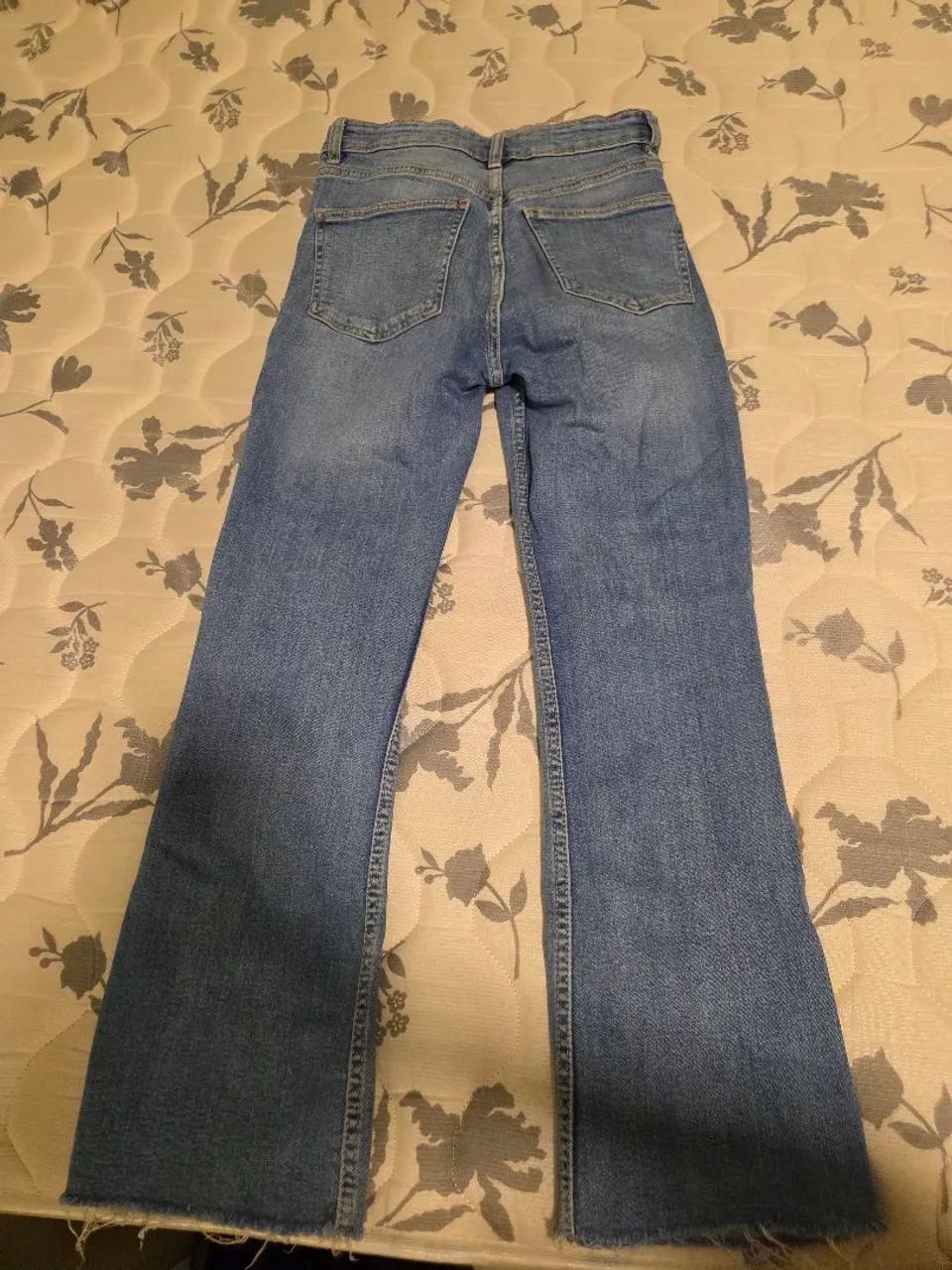 Calça jeans zara tam 36 - Foto 3