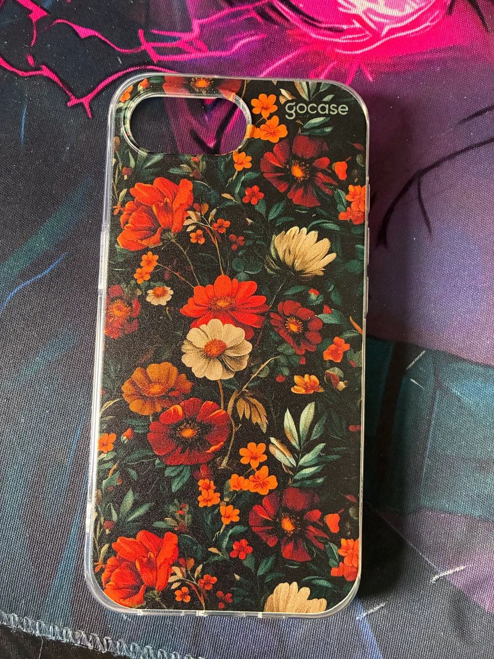 capinha gocase dark floral pattern iphone 16e/17e - Foto 3