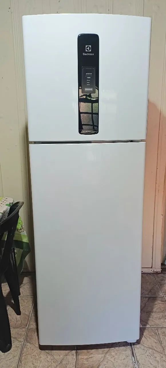 REFRIGERADOR ELECTROLUX 390LTS. - Foto 2