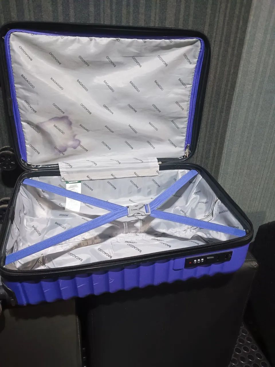 Esta é uma mala rígida Skylark Premium - Foto 5