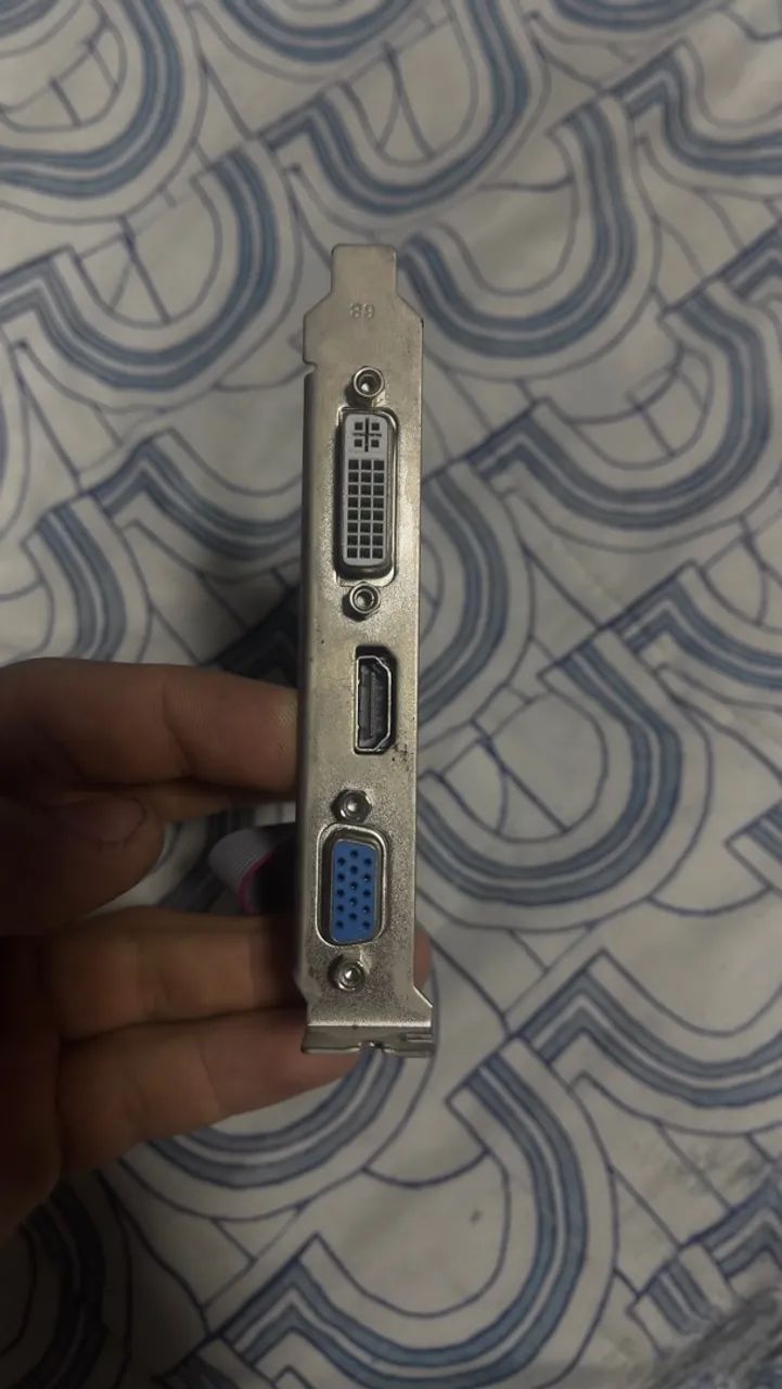 Placa de video GT730 4GB - Foto 2