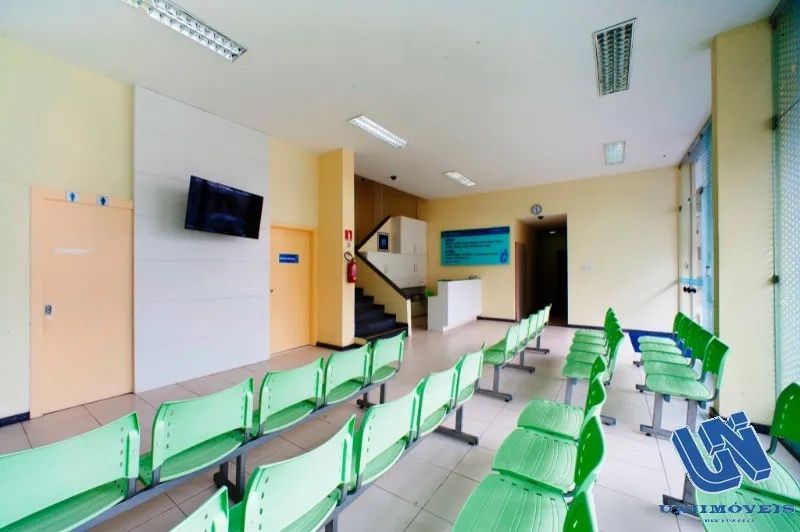 Salas comerciais para alugar no Comércio com 400m2 totais - Foto 2