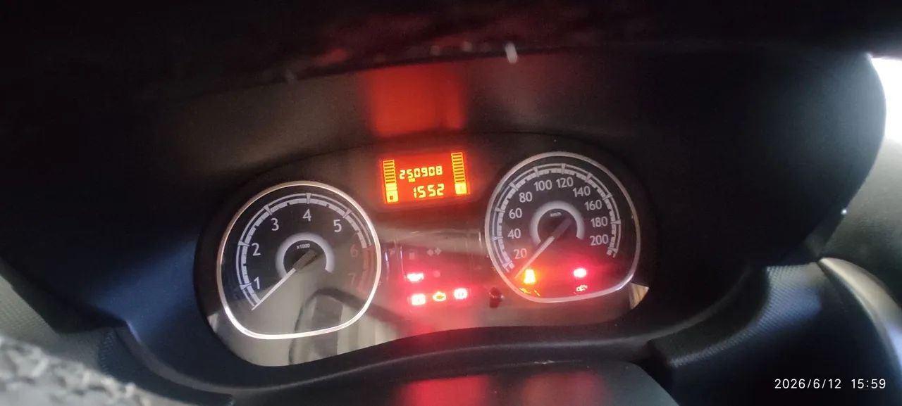 Renault Sandero Expression Hi-flex 1.6 8V 5P 2014 - Foto 3