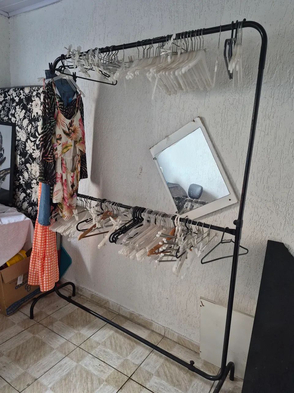 Arara de roupa  - Foto 2